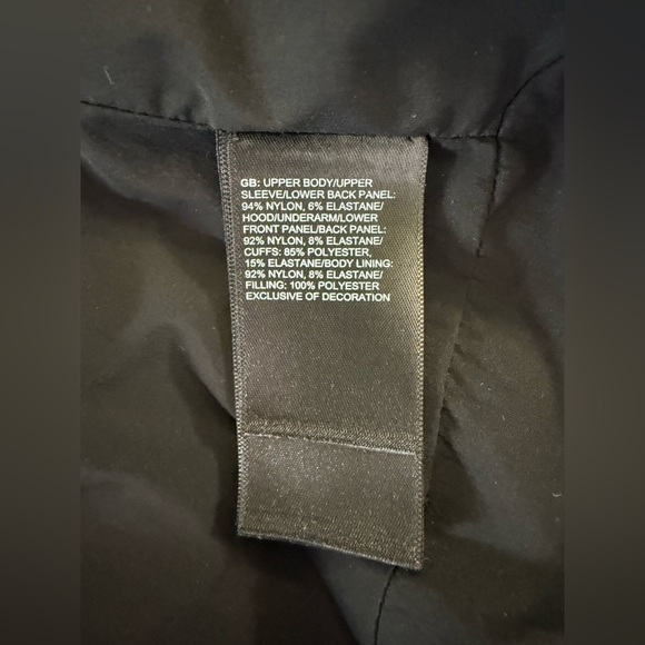 NorthFace Women’s Red & Black Summit Series L3 Bentrix 2.0 Zip Up Jacket - Picture 9 of 10